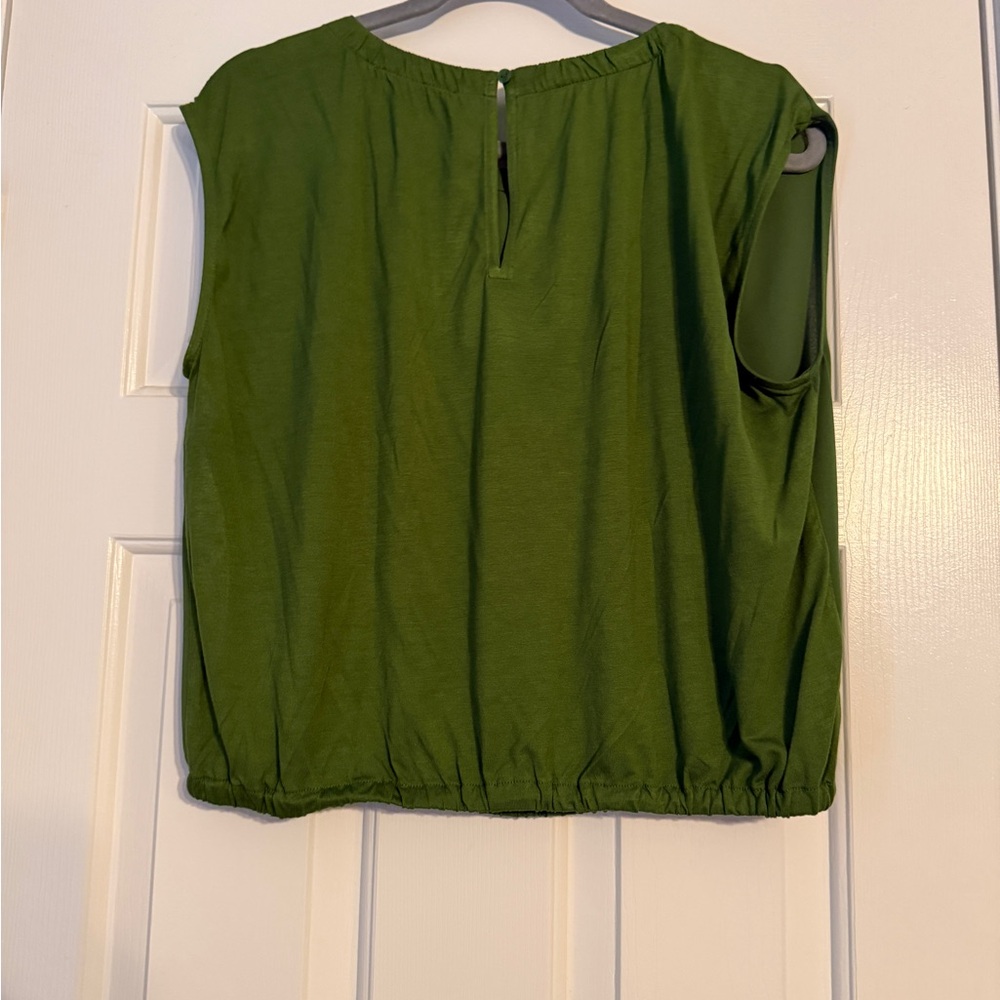 NWT LOFT Women's Olive Green Mixed Media Sleeveless Blouse sz Small - Picture 3 of 4